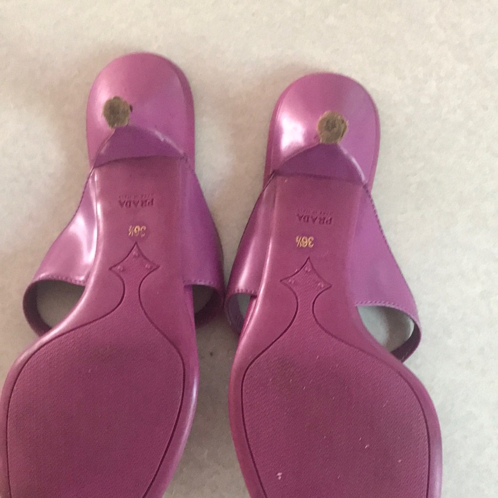 💯 Prada size 6 1/2 sexy for summer